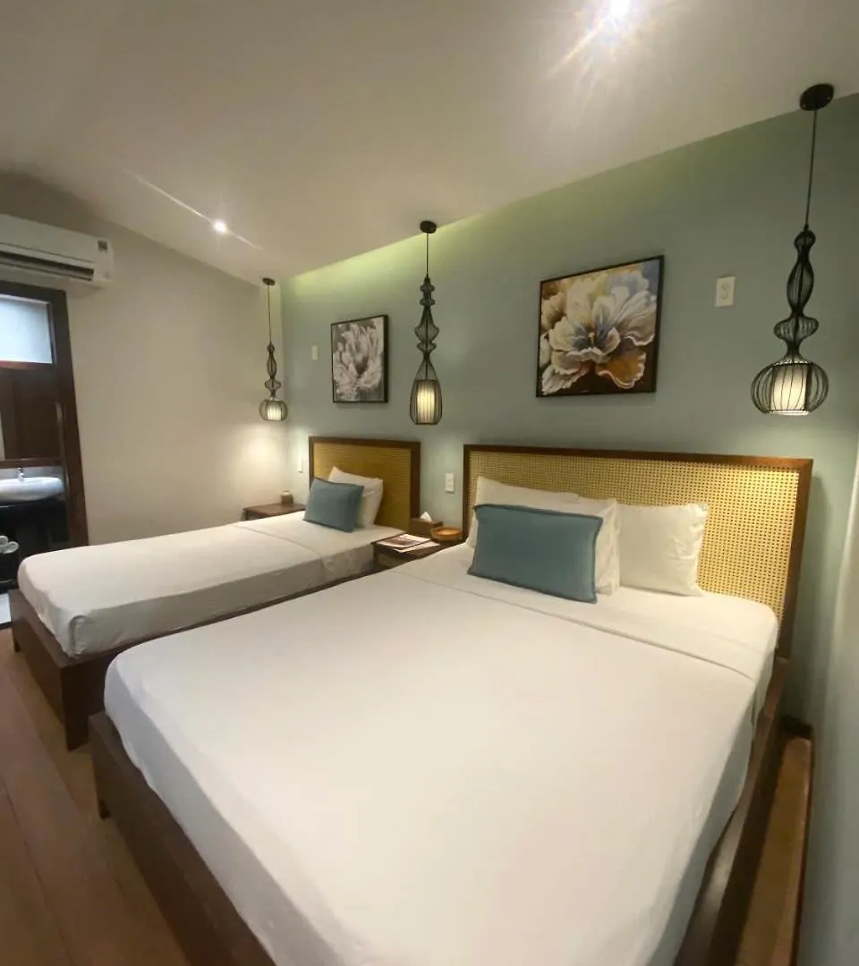Flower Beachstay & Coffee Da Nang