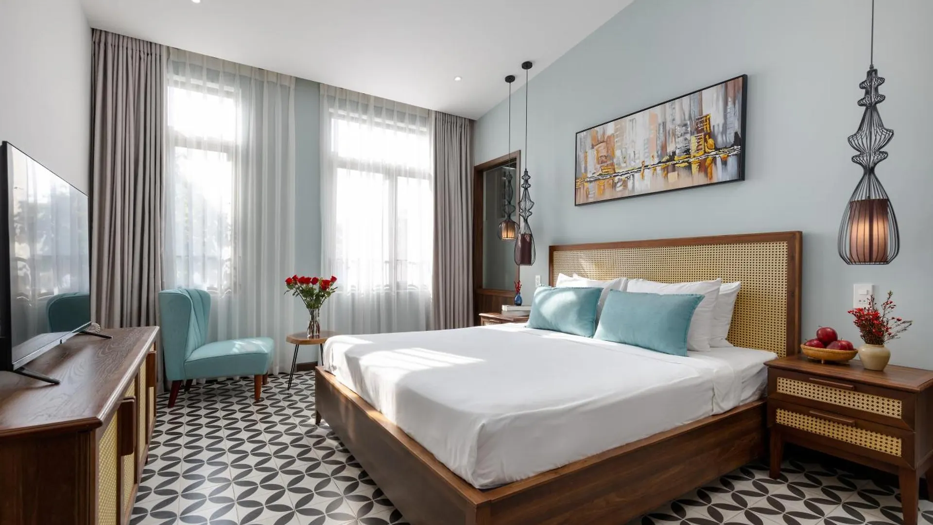Flower Beachstay & Coffee Da Nang Hotel
